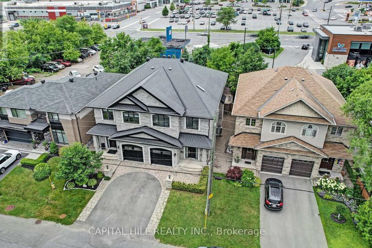 28598588/71-eleanor-drive/city-viewskylinefisher-heightsparkwood-hills/ottawa/ontario/K2E6A1_47