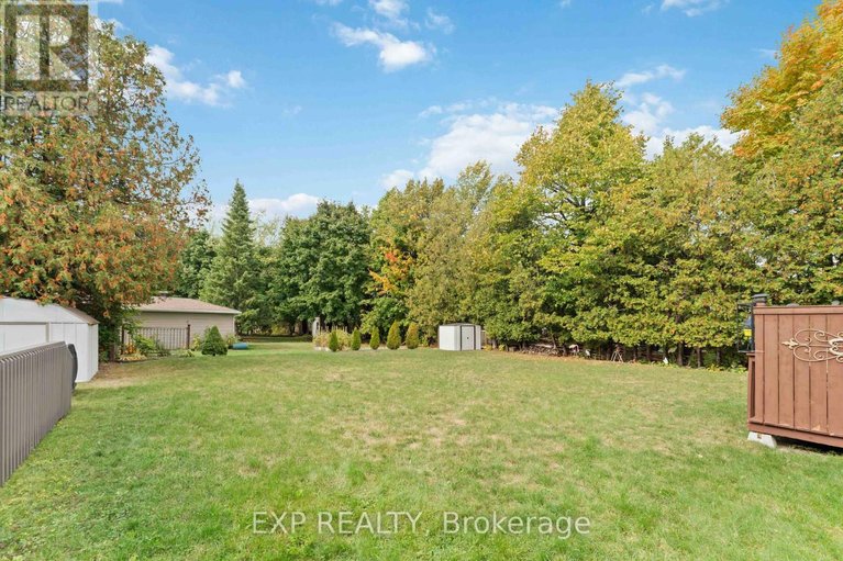 29620058/16-evelyn-street/stittsville-south/ottawa/ontario/K2S1M9_27