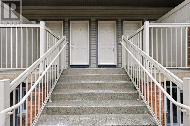 29248729/j-362-wood-acres-grove/blossom-parkkemp-parkfindlay-creek/ottawa/ontario/K1T0M7_2