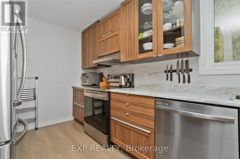 28570683/751-pattee-road/champlain-twp/champlain/ontario/K6A2R2_7