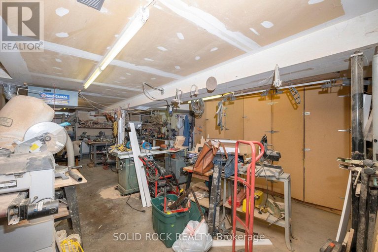 29029576/7-conover-street/manordale/ottawa/ontario/K2G0Z2_25