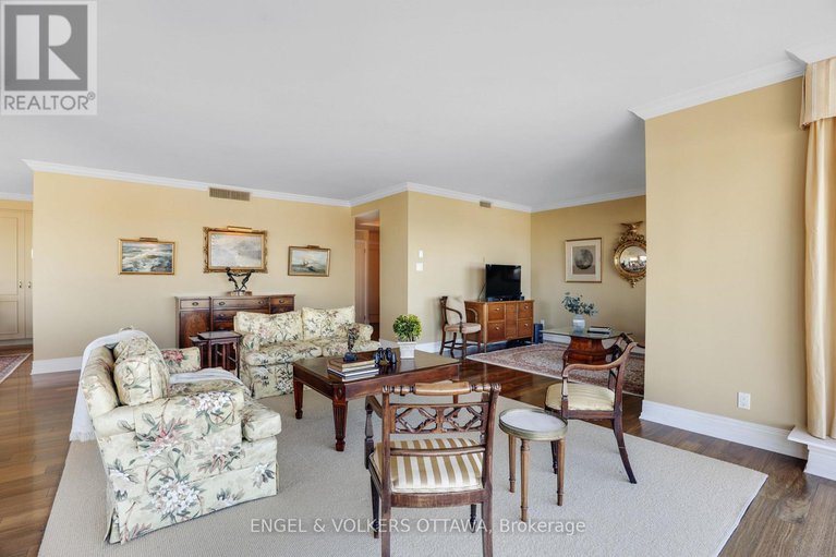 28816365/503-40-boteler-street/lower-townbyward-market/ottawa/ontario/K1N9C8_13