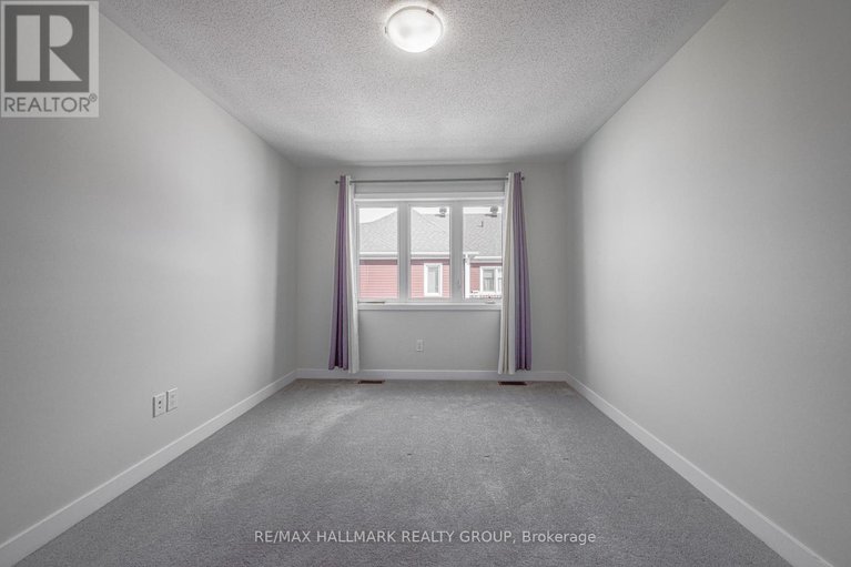 28470384/6357-perth-street/btwn-franktown-rd-fallowfield-rd/ottawa/ontario/K0A2Z0_28