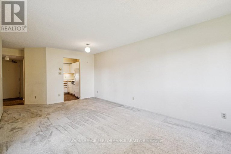 29052413/205-266-lorry-greenberg-drive/hunt-club-parkgreenboro/ottawa/ontario/K1T3J9_9