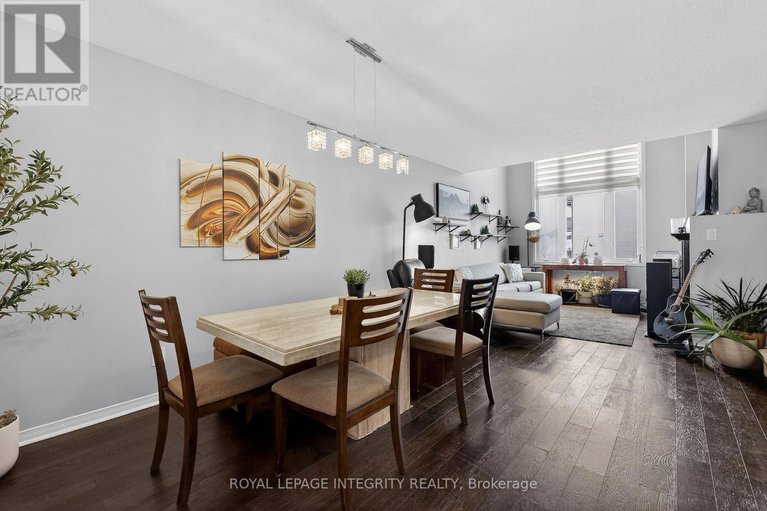 29311527/360-galston-private/mer-bleuebradley-estatesanderson-park/ottawa/ontario/K1W0G3_8