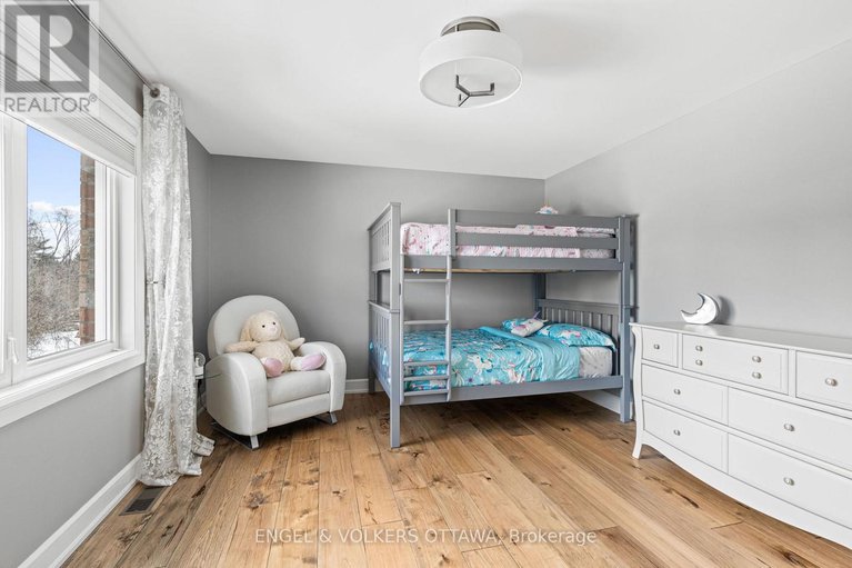 28035177/110-gray-willow-place/manotick-village-manotick-estates/ottawa/ontario/K4M0B3_36