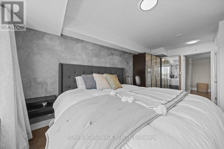 29217496/406-1035-bank-street/glebe/ottawa/ontario/K1S3W9_29