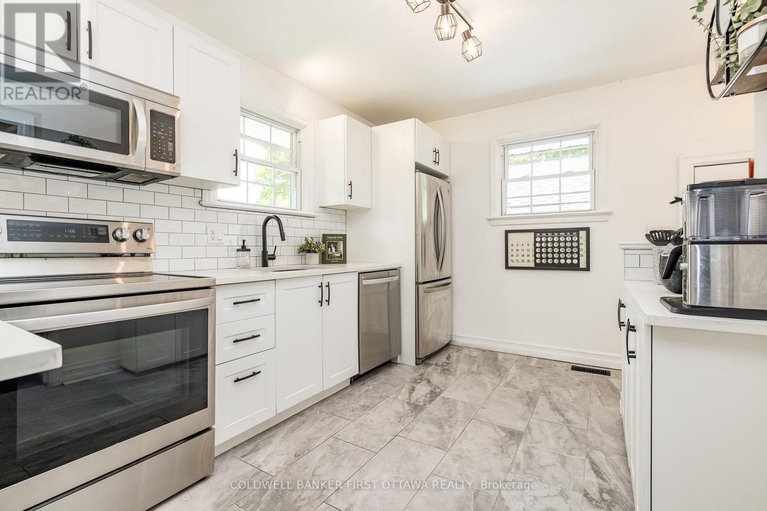 29134319/1-porter-street/stittsville-south/ottawa/ontario/K2S1P8_16