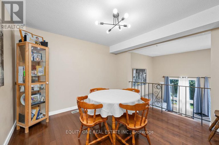 28549903/5-2-bertona-street/manordale/ottawa/ontario/K2G0W2_12