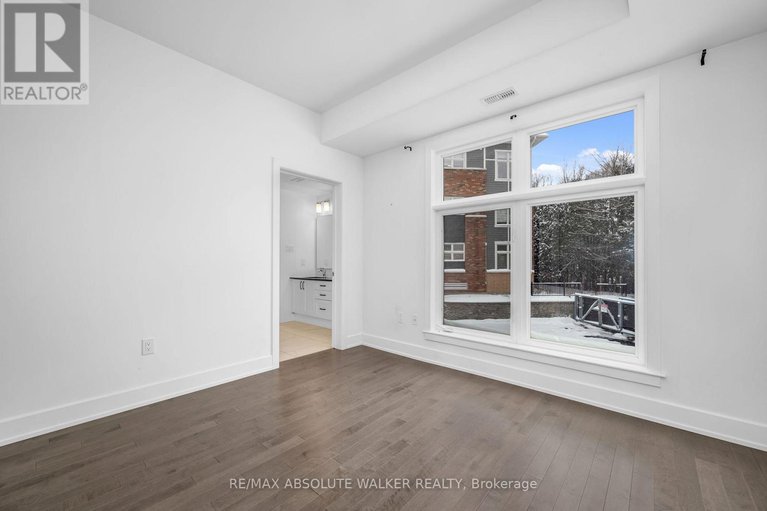 29279601/101-305-elizabeth-cosgrove-private/mer-bleuebradley-estatesanderson-park/ottawa/ontario/K1W0K6_28