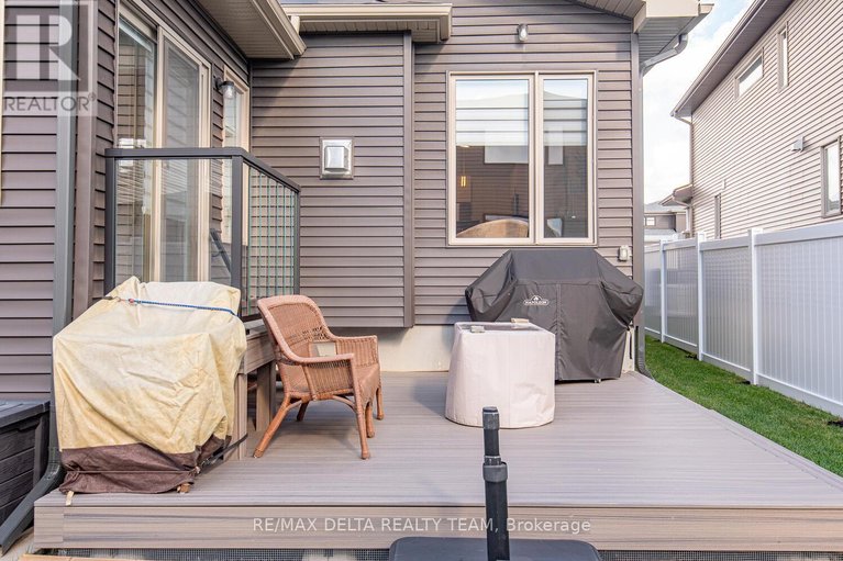 29669160/373-sterling-avenue/town-of-rockland/clarence-rockland/ontario/K2K0L4_25