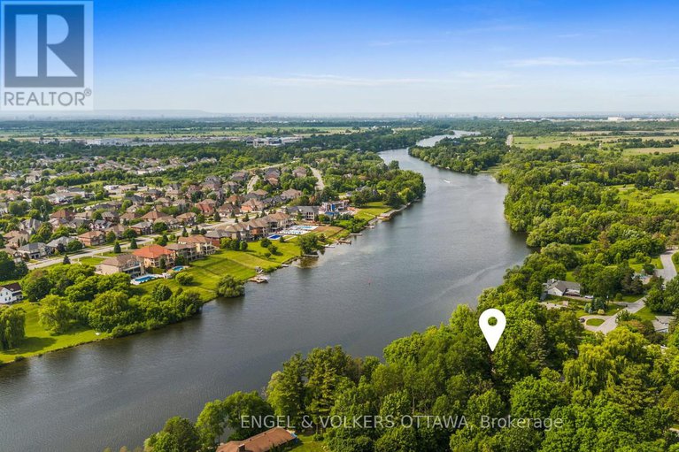 28608885/32-ryeburn-drive/riverside-southgloucester-glen/ottawa/ontario/K1V1H6_46