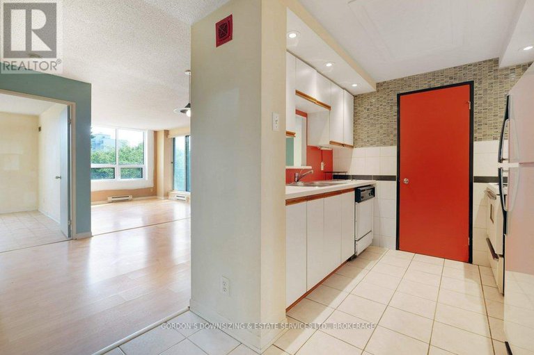 28776177/411-35-holland-avenue/ottawa-west/ottawa/ontario/K1Y4S2_9