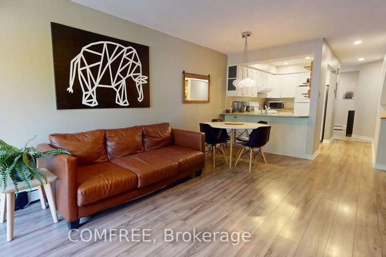 28884513/100-23-blue-moon-private/manor-park/ottawa/ontario/K1K4K5_7