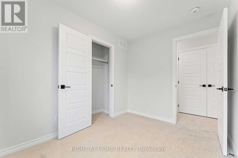 28970786/721-rouncey-road/emerald-meadowstrailwest/ottawa/ontario/K2V0S5_25