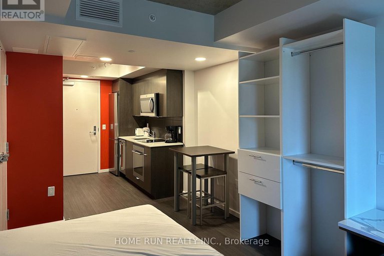28418657/1911-105-champagne-avenue/west-centre-town/ottawa/ontario/K1S5E5_15