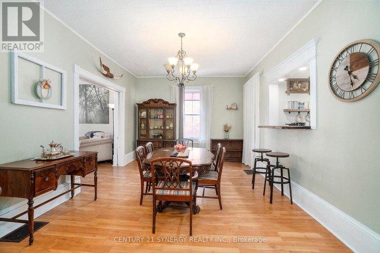 28845508/30-kensington-avenue/smiths-falls/smiths-falls/ontario/K7A2K5_8
