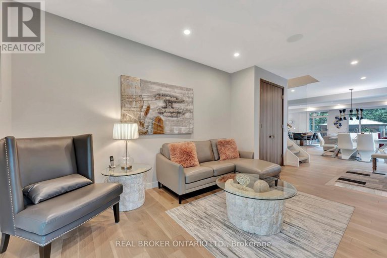 28733536/49-lotta-avenue/meadowlandsst-claire-gardens/ottawa/ontario/K2G2B4_8