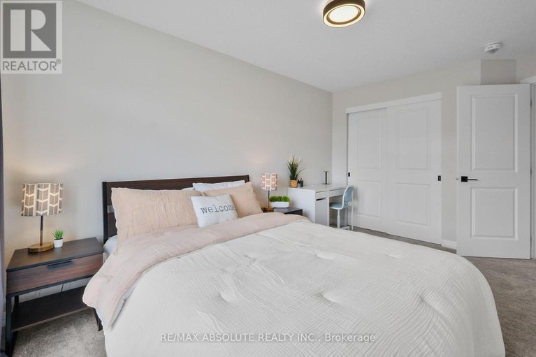 28626462/243-overberg-way/emerald-meadowstrailwest/ottawa/ontario/K2S0V8_29