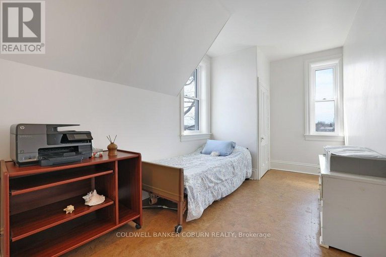 29456139/81-lakeshore-drive/morrisburg/south-dundas/ontario/K0C1X0_25