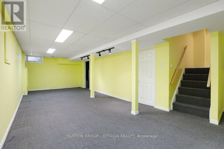 29362253/60-121-buell-street/westborohampton-park/ottawa/ontario/K1Z7E7_27