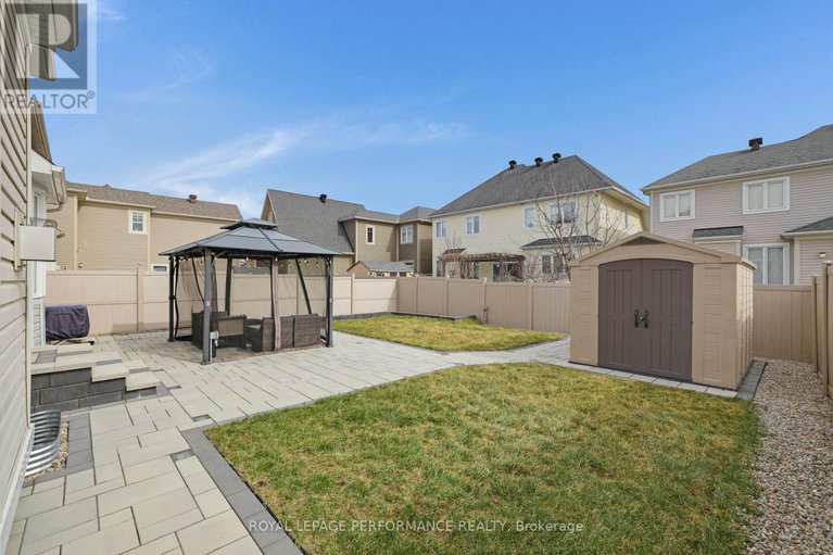 28379305/2782-grand-vista-circle/half-moon-bay/ottawa/ontario/K2J0W5_46