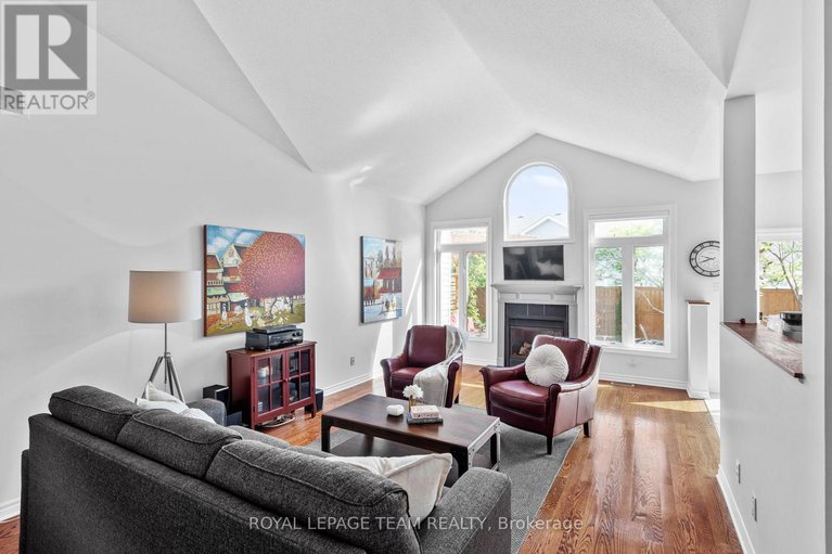 28828281/29-shining-star-circle/stittsville-south/ottawa/ontario/K2S2B4_15