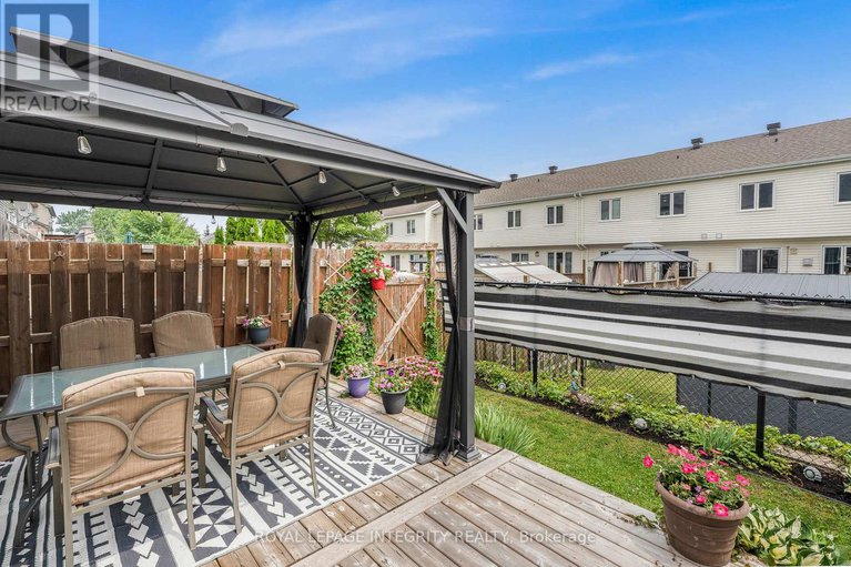 28684495/216-eliot-street/town-of-rockland/clarence-rockland/ontario/K4K0E6_29
