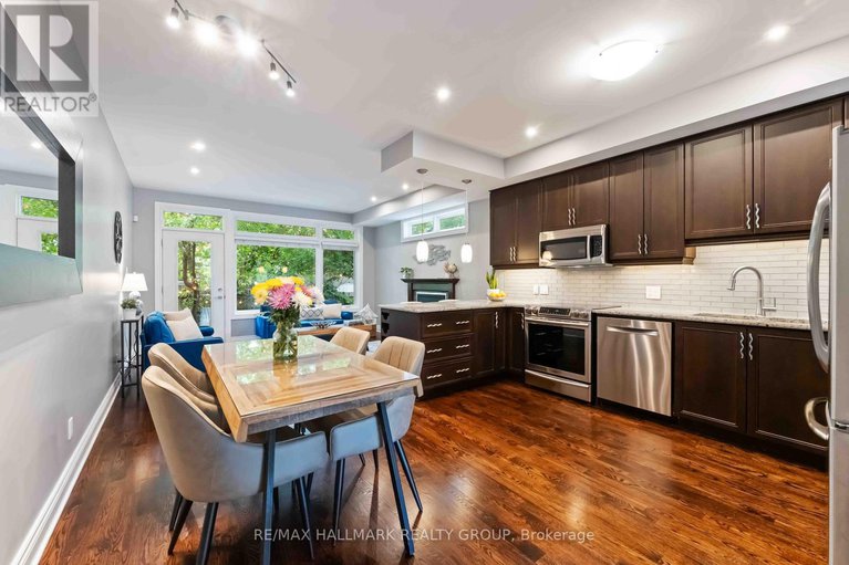 28931176/a-142-queen-mary-street/overbrookcastle-heights/ottawa/ontario/K1K1X5_10