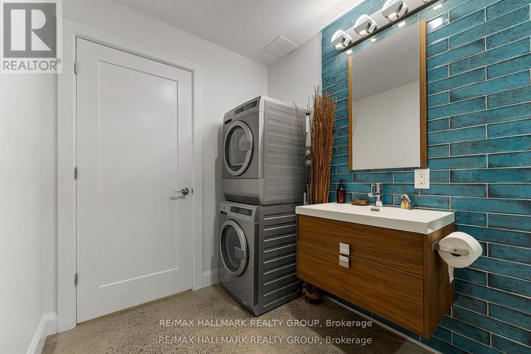 29052704/396-roosevelt-avenue/westboro-west/ottawa/ontario/K2A1Z3_45