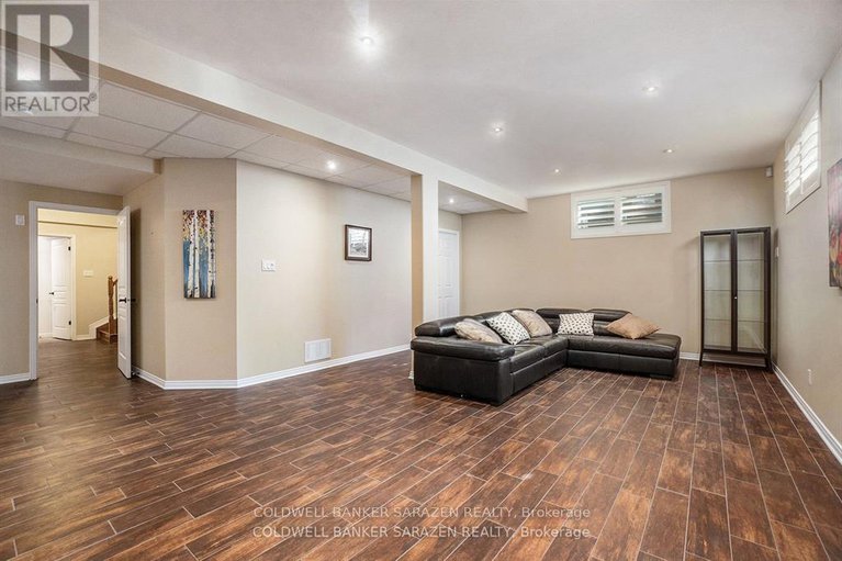 29444901/221-madhu-crescent/mooneys-bay/ottawa/ontario/K2C4J2_29