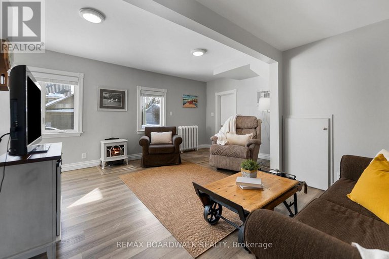 29405267/532-st-lawrence-street/winchester/north-dundas/ontario/K0C2K0_19