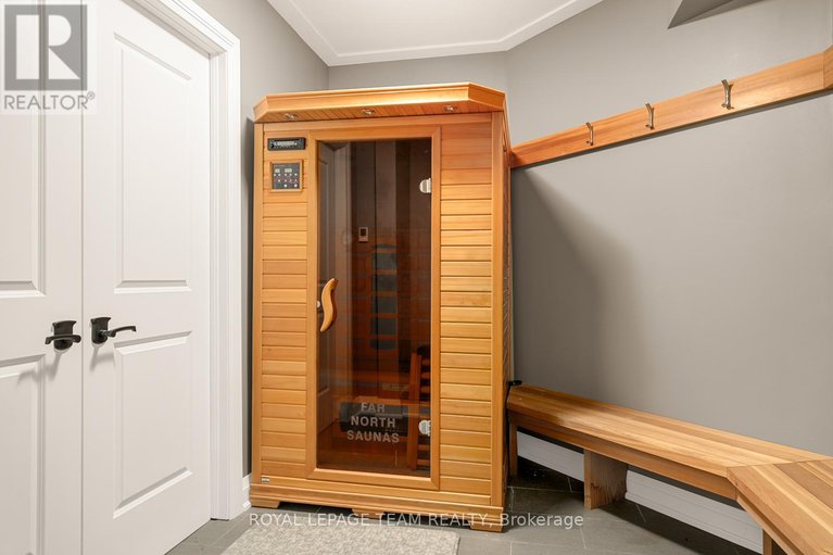 29575078/77-placel-road/rockcliffe/ottawa/ontario/K1L5B9_35