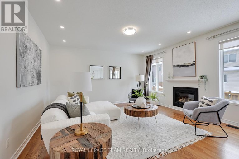 29354960/7-manorgate-place/craig-henrywoodvale/ottawa/ontario/K2G6L3_22