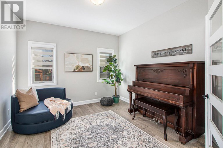 29045603/649-misty-street/village-of-russell/russell/ontario/K4R0E7_18