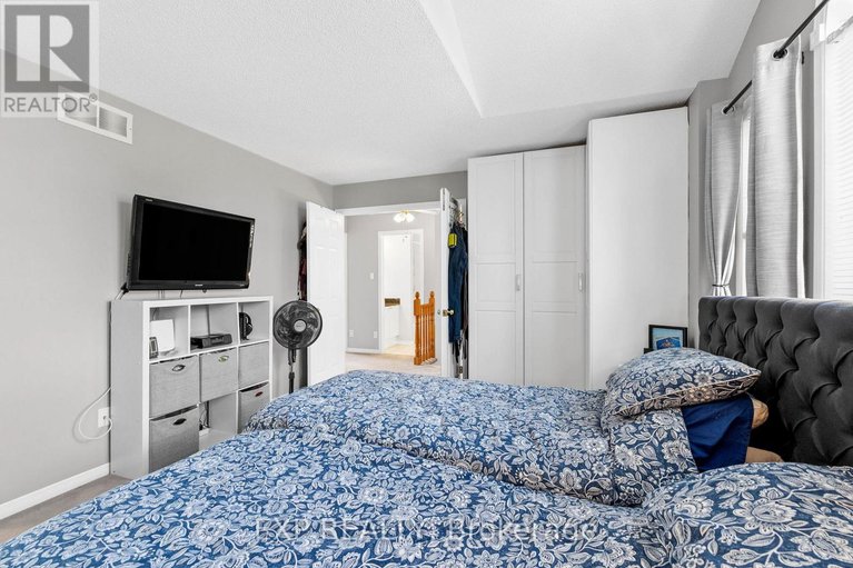 28859903/18-golders-green-lane/longfields/ottawa/ontario/K2J5C1_27