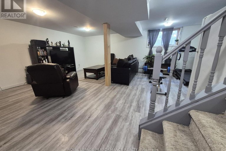 28812434/609-robert-street/town-of-rockland/clarence-rockland/ontario/K4K1E8_21