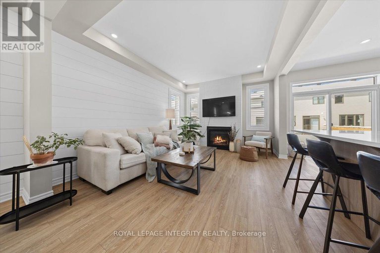 28608346/355-crossway-terrace/stittsville-north/ottawa/ontario/K2S2Z3_11