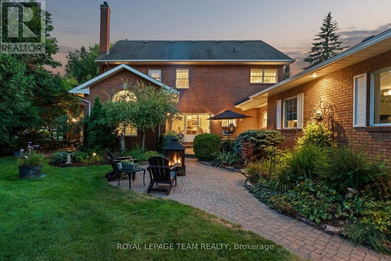 29403241/5557-pettapiece-crescent/manotick-village-manotick-estates/ottawa/ontario/K4M1C5_46