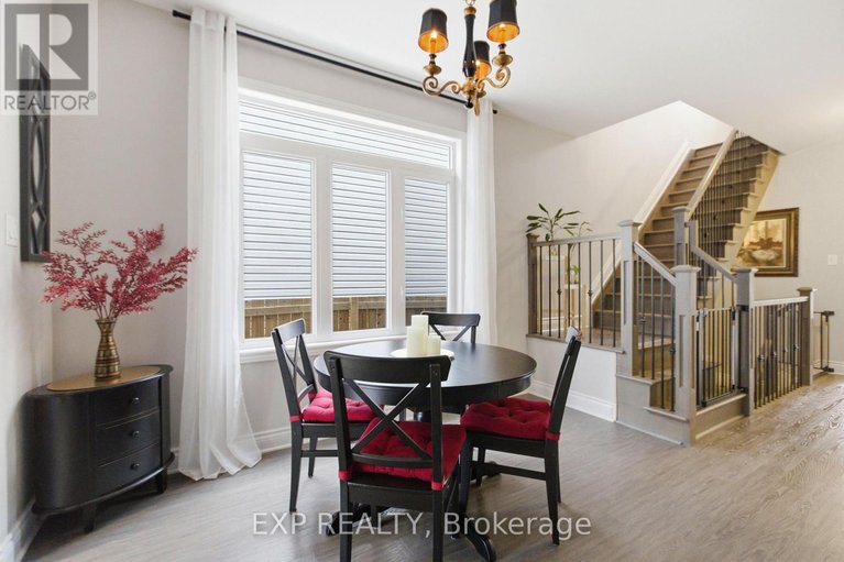 29606498/710-brian-good-avenue/riverside-southgloucester-glen/ottawa/ontario/K4M0C1_9