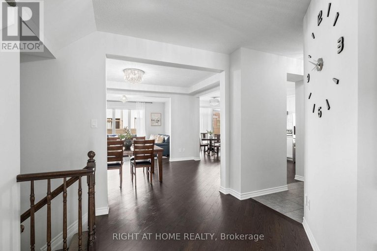 29253756/1131-apolune-street/half-moon-bay/ottawa/ontario/K2J6N8_7