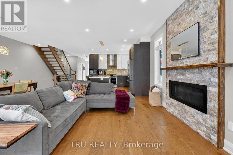 29420434/839-riddell-avenue-n/mckellar-heightsglabar-park/ottawa/ontario/K2K1X7_16