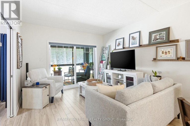 29234623/408-99-st-moritz-trail/embrun/russell/ontario/K0A1W0_13