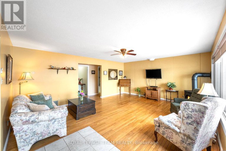 28509477/2733-rideau-glen-lane/north-grenville-twp-kemptville-south/north-grenville/ontario/K0G1J0_20