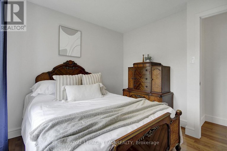 28527539/18-dowdall-crescent/fringewood/ottawa/ontario/K2S1T9_23