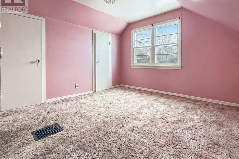 29385767/160-francis-street/renfrew/renfrew/ontario/K7V1C4_12