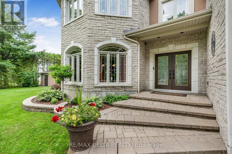 28439850/150-voisine-road/town-of-rockland/clarence-rockland/ontario/K4K1A1_6