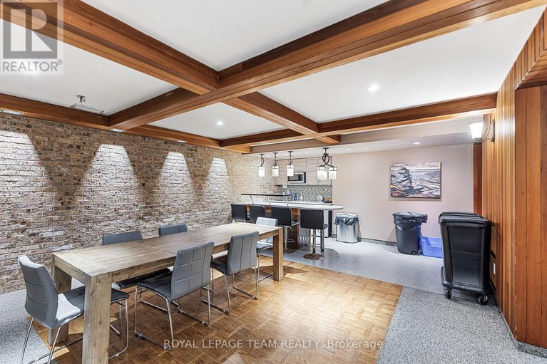 29180471/101-20-the-driveway-drive/ottawa-centregolden-triangle/ottawa/ontario/K2P1C8_35