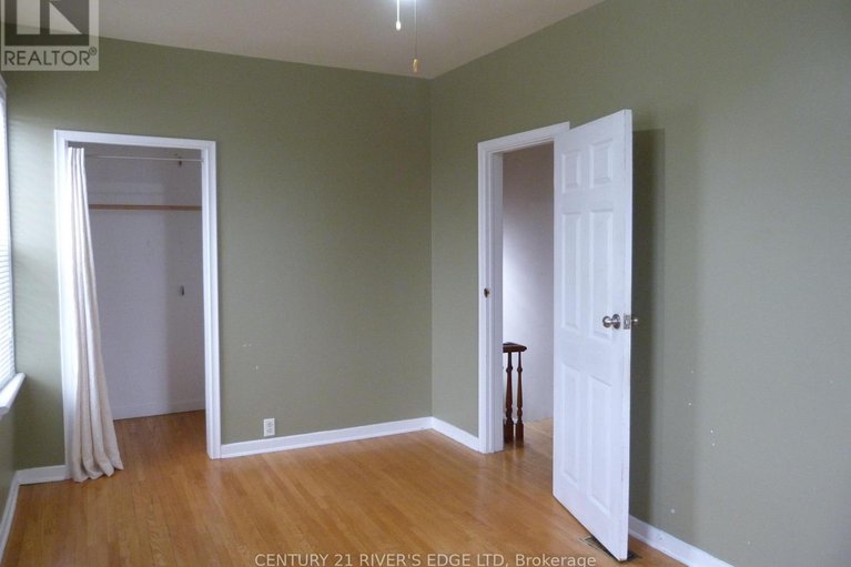 29471578/453-may-street/winchester/north-dundas/ontario/K0C2K0_33