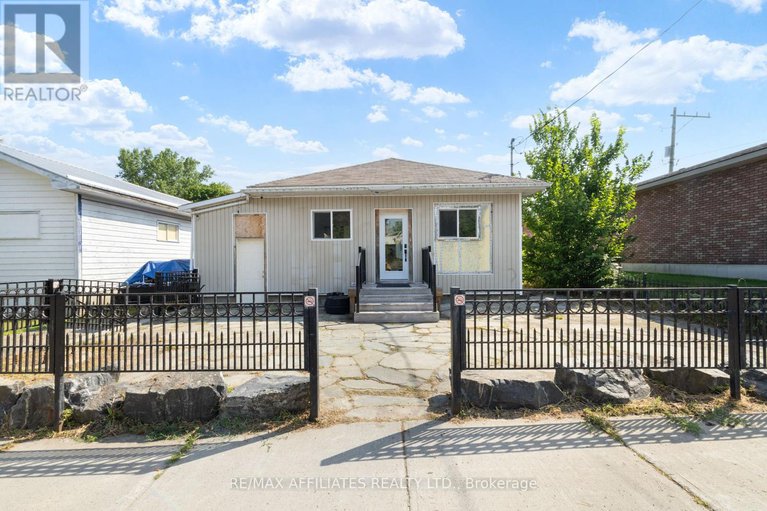 28666131/79-george-street/lanark-highlands-lanark-village/lanark-highlands/ontario/K0G1K0_9